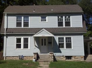 2404 E 69th Ter, Kansas City, MO 64132