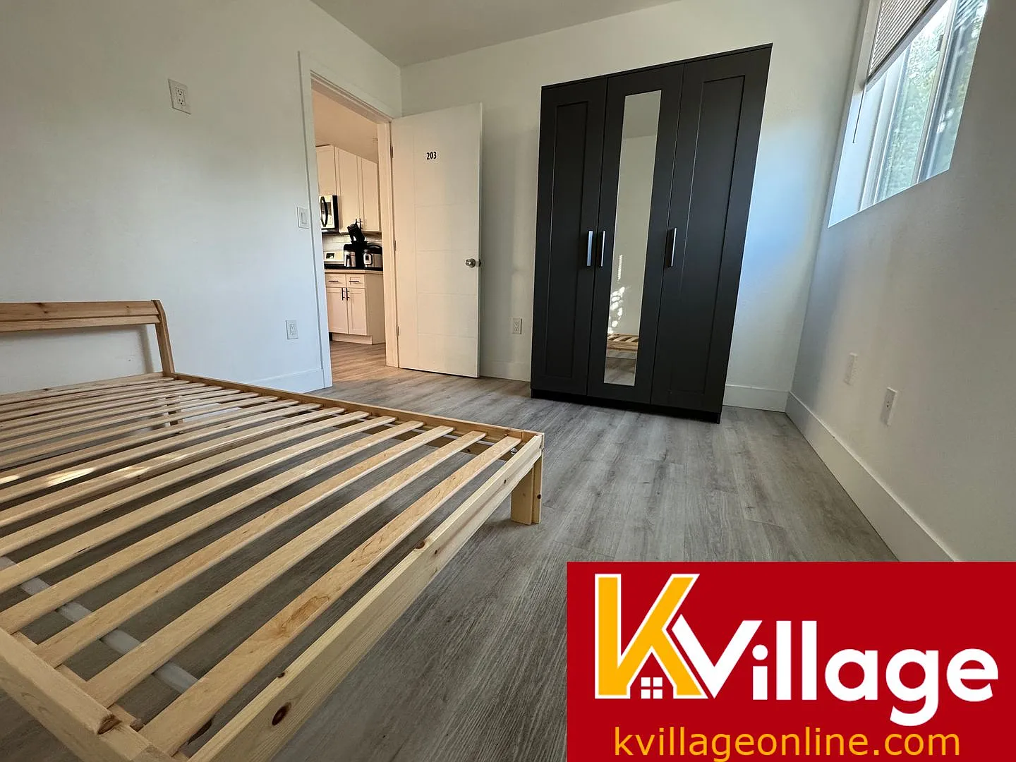 Private Bed And Bath In Co-Living Property, All Utilities + Internet Free! — Photo 4