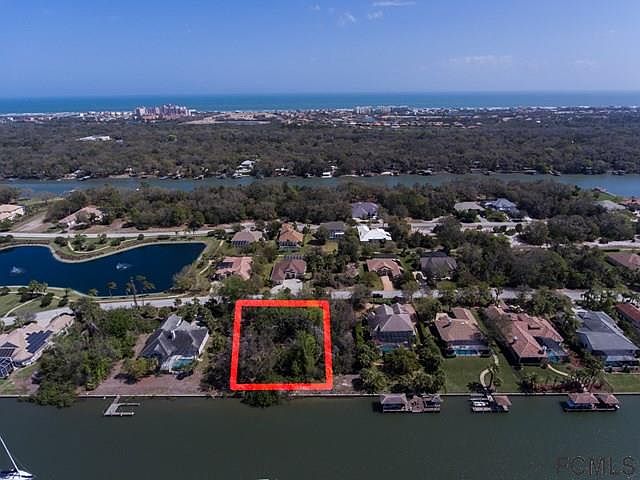1st image of 10 Old Oak Dr S