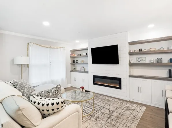 205 Sheffield Ct, Denville Twp., NJ 07834