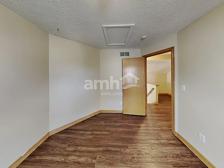 808 Gascony Dr — Photo 17