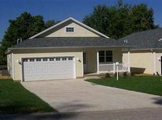 128 Springlake Ave, Hillsboro, OH 45133