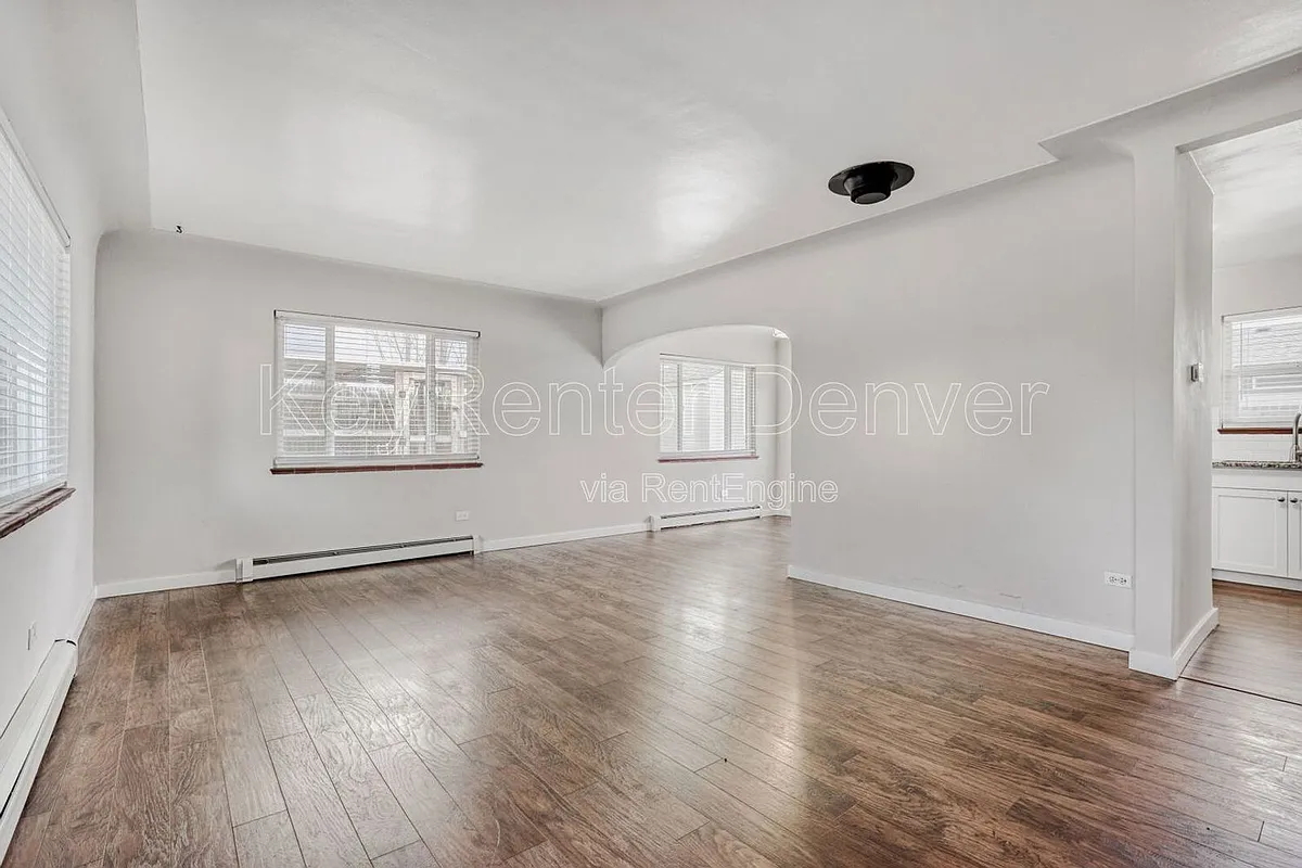 Building Photo - 201 S Meade St