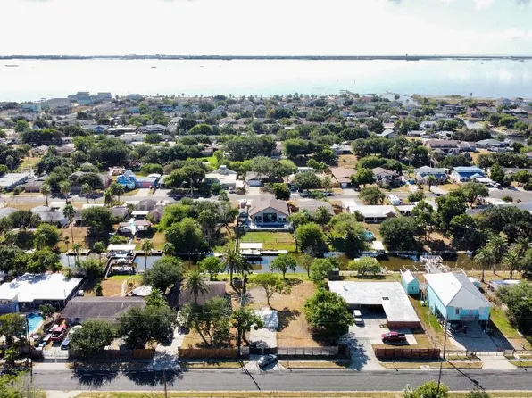 3201 Jamaica Dr, Corpus Christi, TX 78418