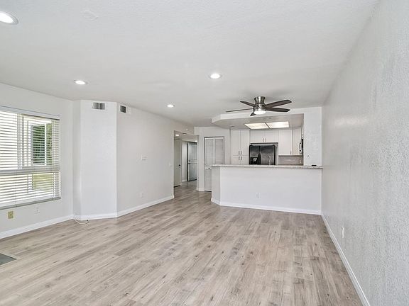 2nd image of 9965 Scripps Westview Way Unit 37