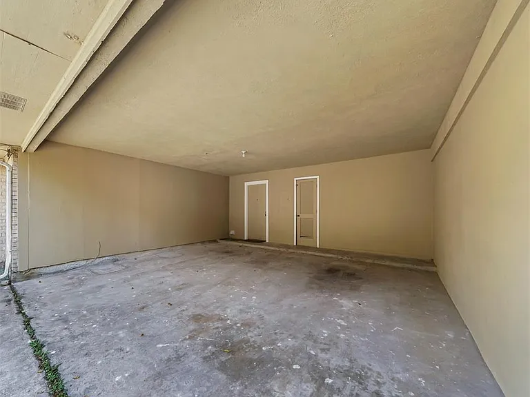 10827 Sugar Hill Dr #A — Photo 30