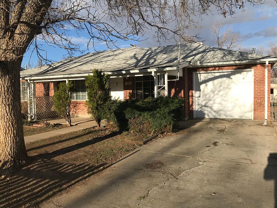 1st image of 990 Troy St