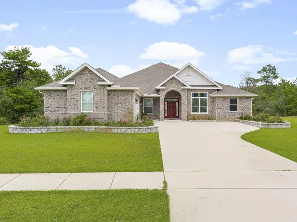 872 Brushed Dunes Cir, Freeport, FL 32439