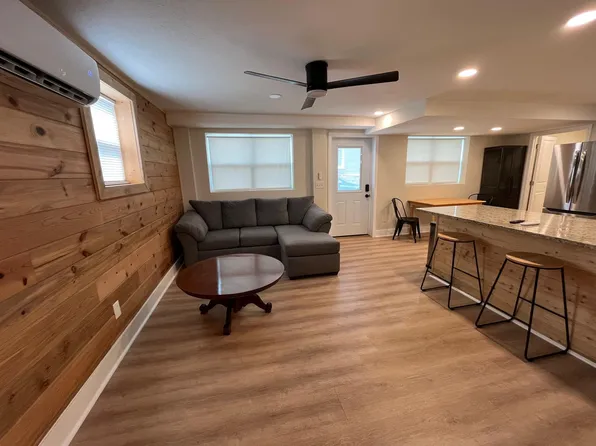 254 3rd St, 254 3rd St #A, Andrews, NC 28901