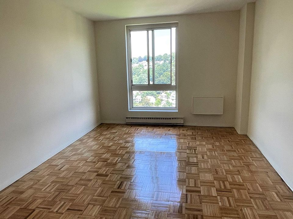 2nd image of 0 Glenwood Ave #25J
