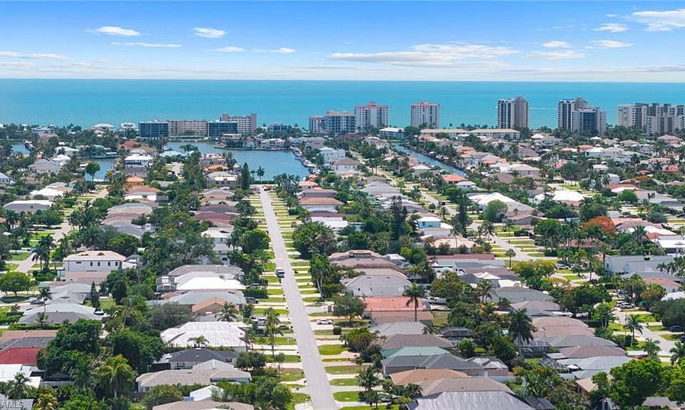 641 105th AVE N, Naples, FL 34108 | MLS #226029089 | Zillow