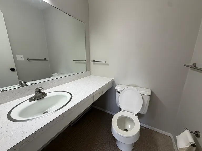 44 E Willow St #12 — Photo 8