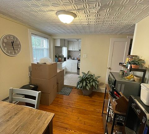 4th image of 510 Garden St APT 3