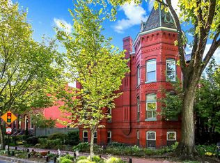 200 10th St SE, Washington, DC 20003