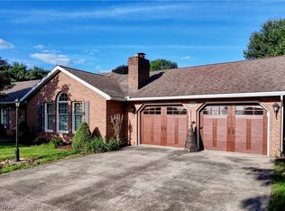 850 Edwards St, West Lafayette, OH 43845