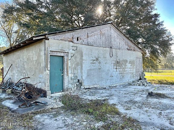 5th image of 7350 T AND G FARM Lane