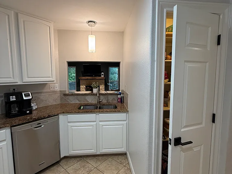 14800 Foy Dr — Photo 30
