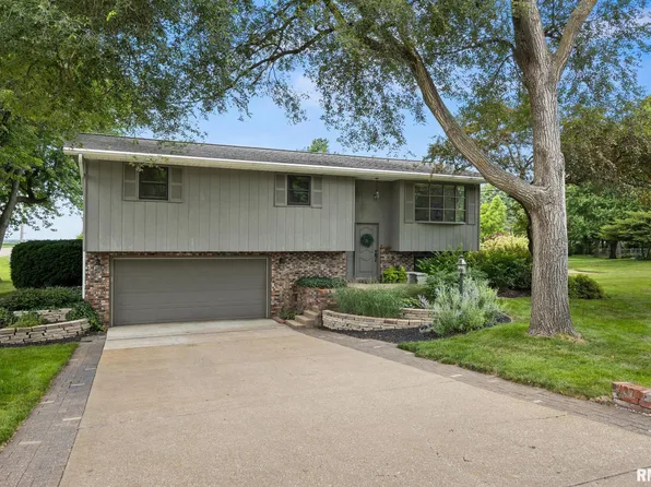 22019 Oak Ln, Morton, IL 61550