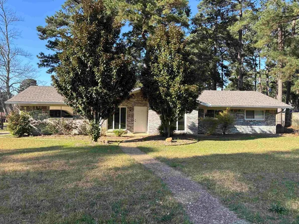 1604 Karen Cir, Magnolia, AR 71753