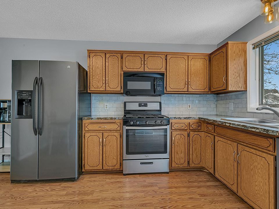 1st image of 202 10th St N