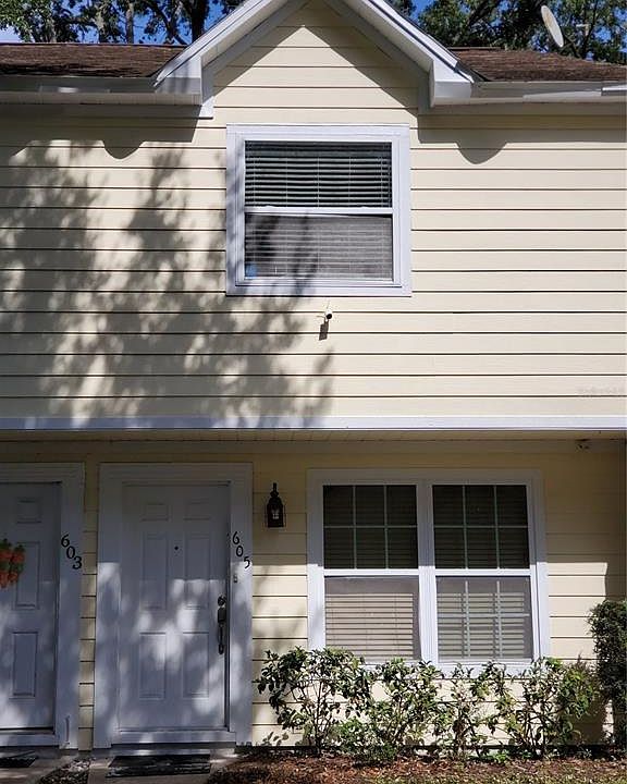 1st image of 605 Saint Henry Dr