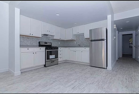 1st image of 61 E 118th St Fl 1