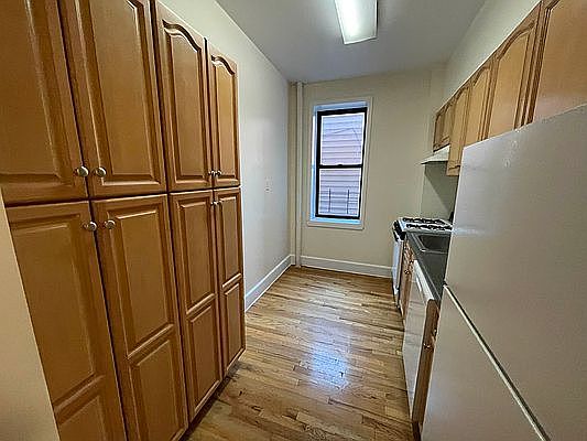 2nd image of 31-77 32nd St #1C