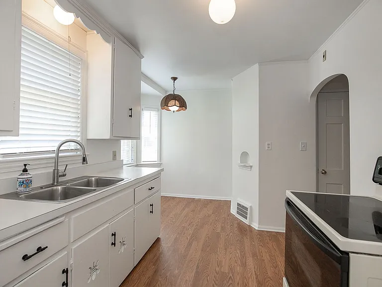 3715 Avalon Rd — Photo 11