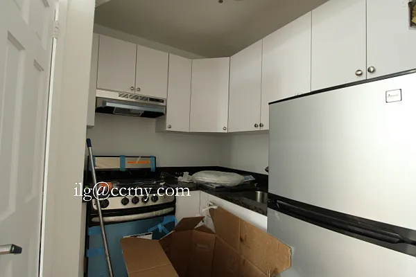 Rented by City Connections Realty | media 7