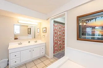 706 W Ashley Ave — Photo 13