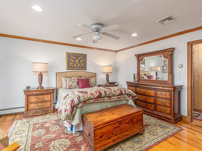 28 Koral Dr — Photo 16