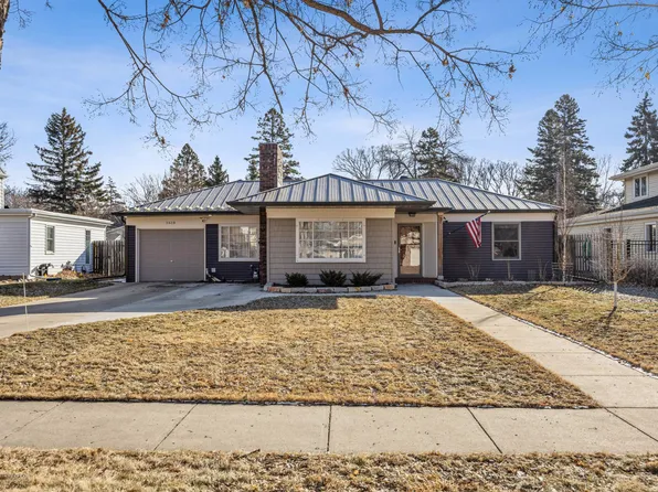 1618 10th St S, Fargo, ND 58103