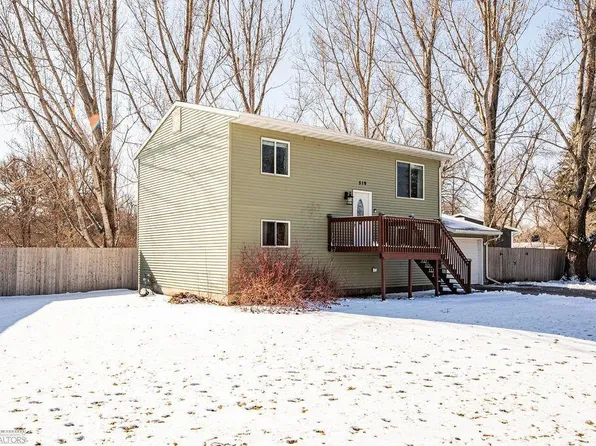 519 Northwood Dr, Horace, ND 58047