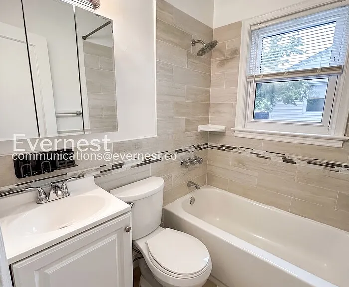 2714 Stratford Dr — Photo 15