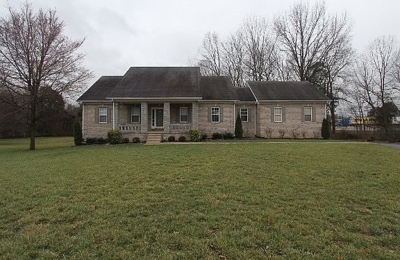 5th image of 3343 Red Oak Ct