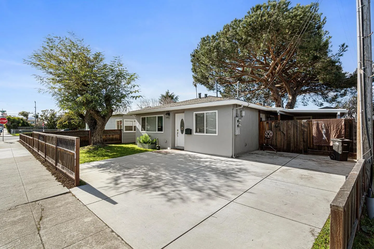 2 bed, 1100 sqft, $5,000 — Photo 4