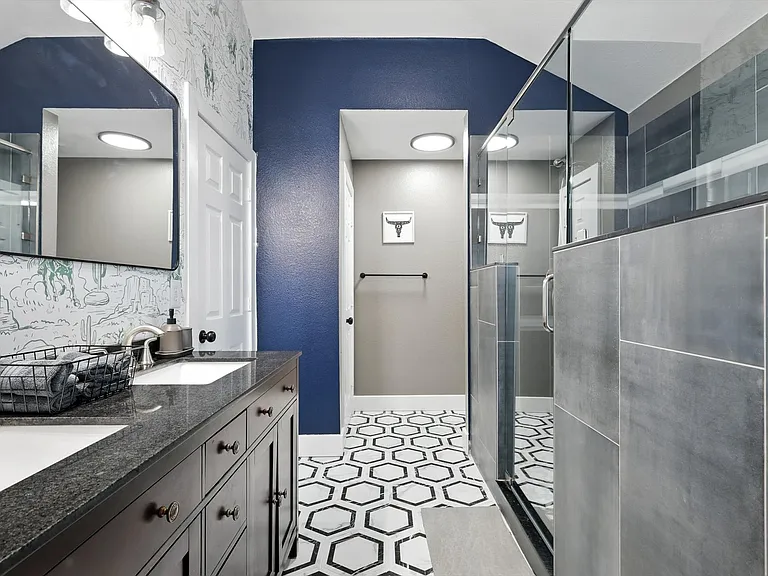 2516 Castle Pines Dr — Photo 23