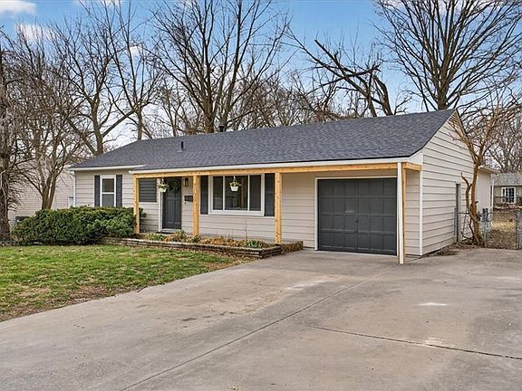 2nd image of 7100 Reeds Rd