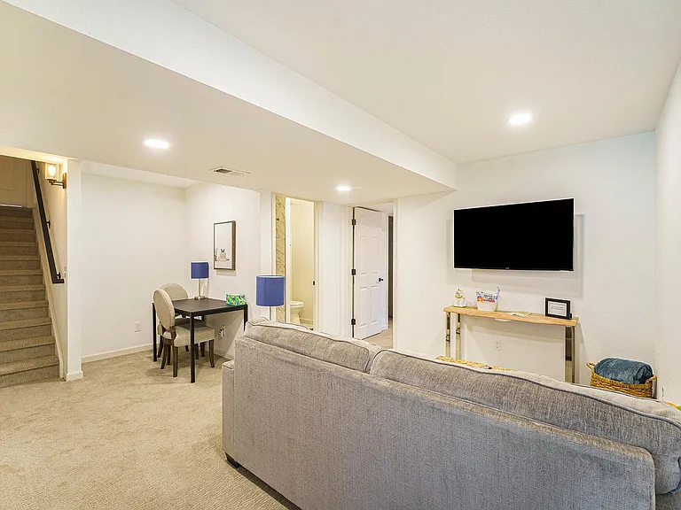 9316 Burgundy Cir #BASEMENT — Photo 9