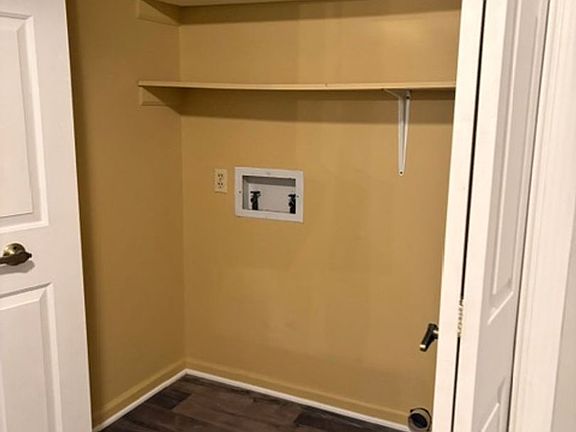 4th image of 133 London Dr