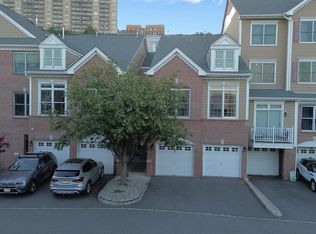 169 Price Ct, West New York, NJ 07093