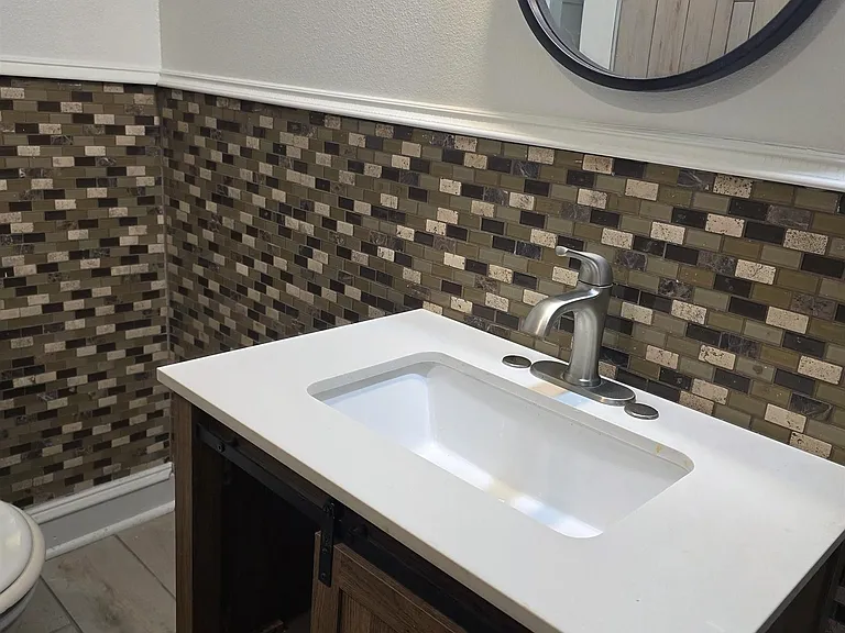 3010 S Izard St — Photo 13