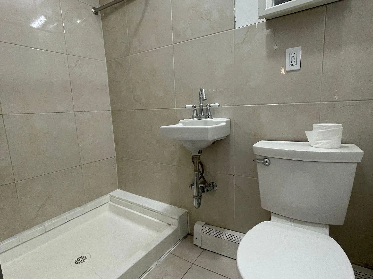 Studio, 500 sqft, $1,850 — Photo 4