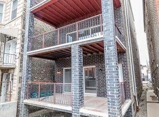 1636 W Cermak Rd #3, Chicago, IL 60608