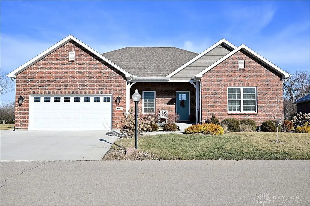 867 W Bentley Cir photo 1