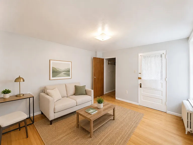 5432 Baywood St #1 — Photo 8