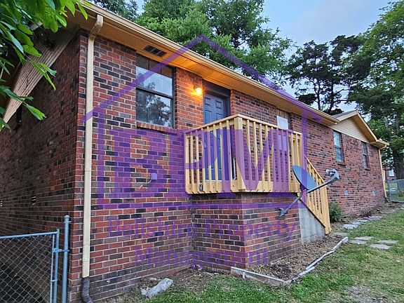 3rd image of 4417 Central Valley Dr #0