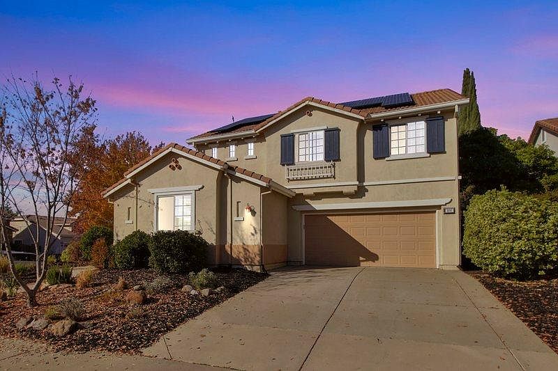 1st image of 400 China Rose Ct
