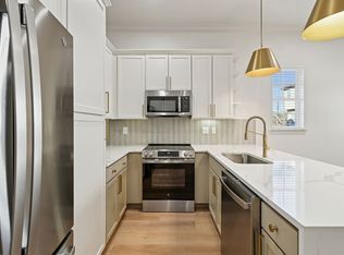 Perry Row, Dallas, TX 75206