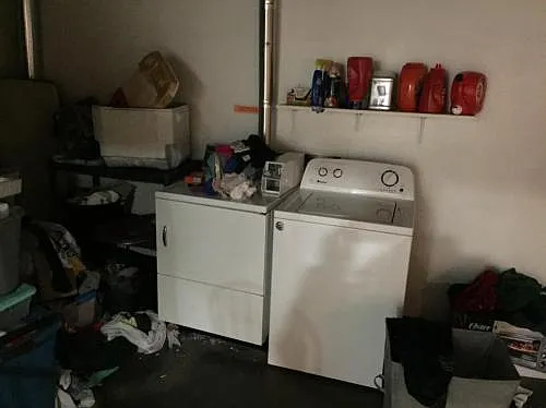 5 bed, 2400 sqft, $3,300 — Photo 4